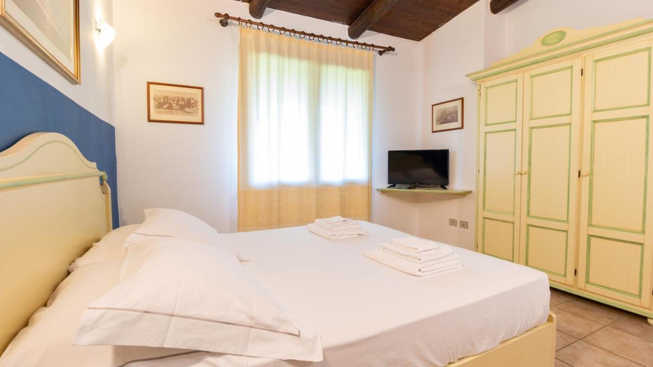 Sa Mola Guest House Bonarcado Eksteriør bilde