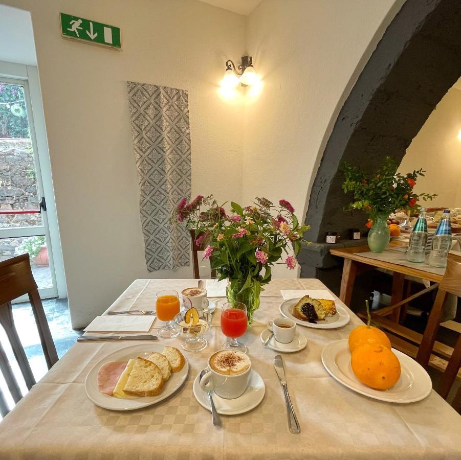 Sa Mola Guest House Bonarcado Eksteriør bilde