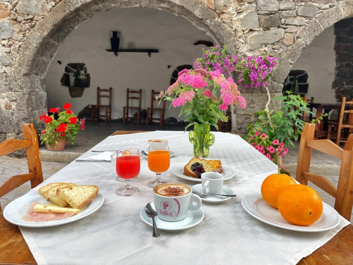 Sa Mola Guest House Bonarcado Eksteriør bilde