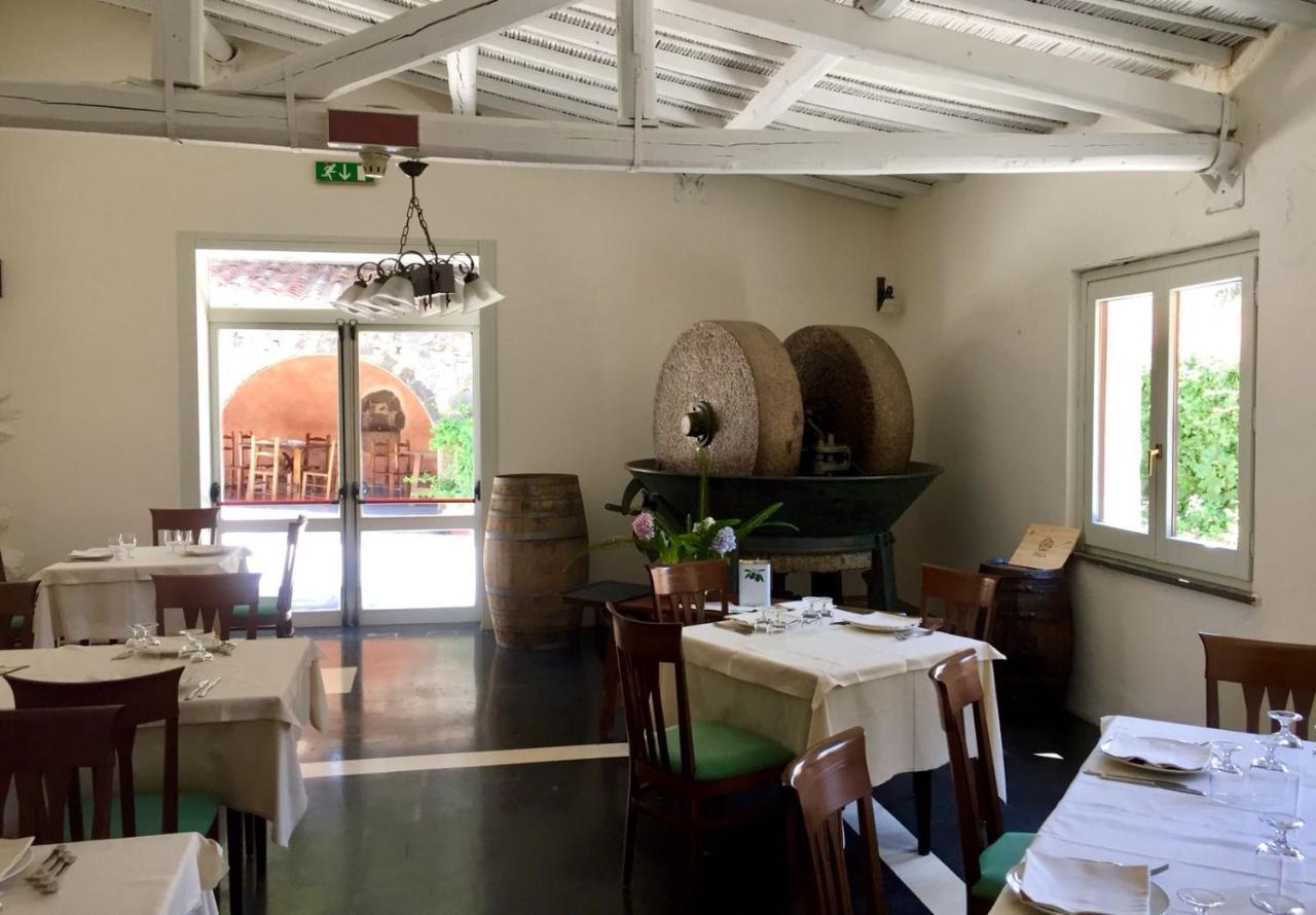 Sa Mola Guest House Bonarcado Eksteriør bilde